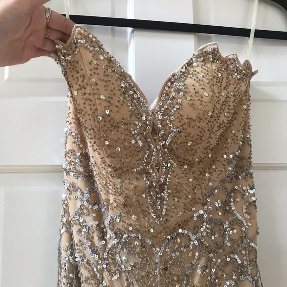 🌟JOHNATHAN KAYNE ONE OF A KIND DRESS🌟 - Picture 3 of 9